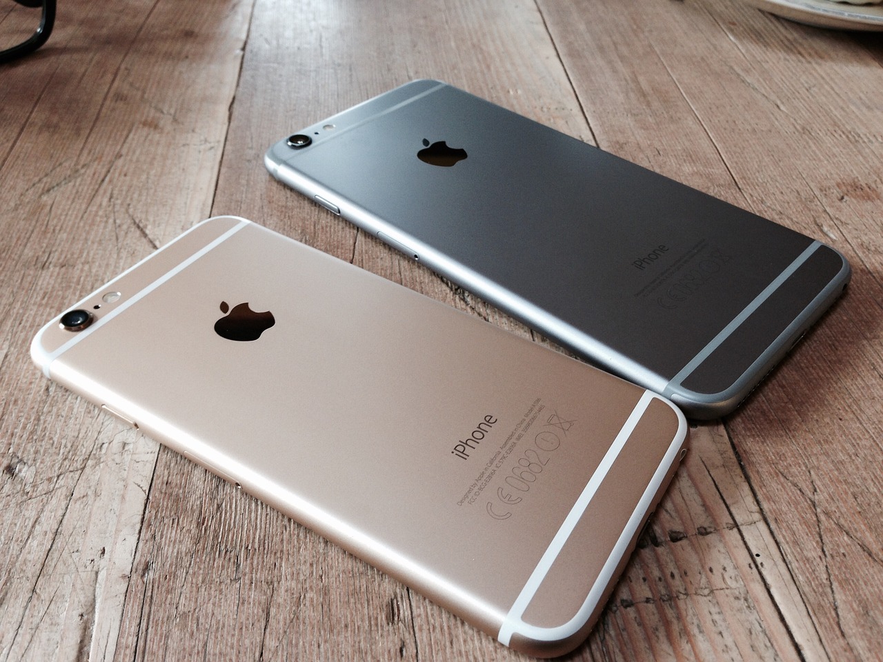 苹果iPhone 12电池最新参数详解，性能与续航一览无余