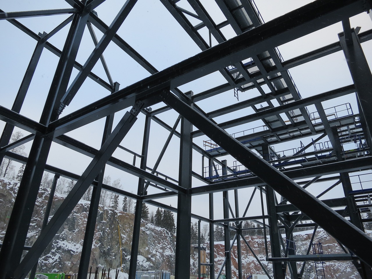 一级钢最新技术进展及在建筑领域的应用概述