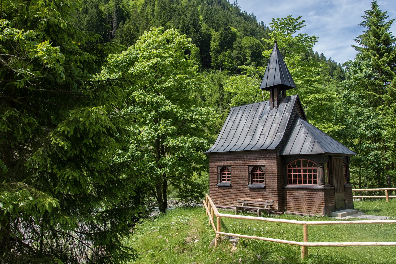 龙元建设引领行业前沿，塑造未来建筑典范的最新动态消息