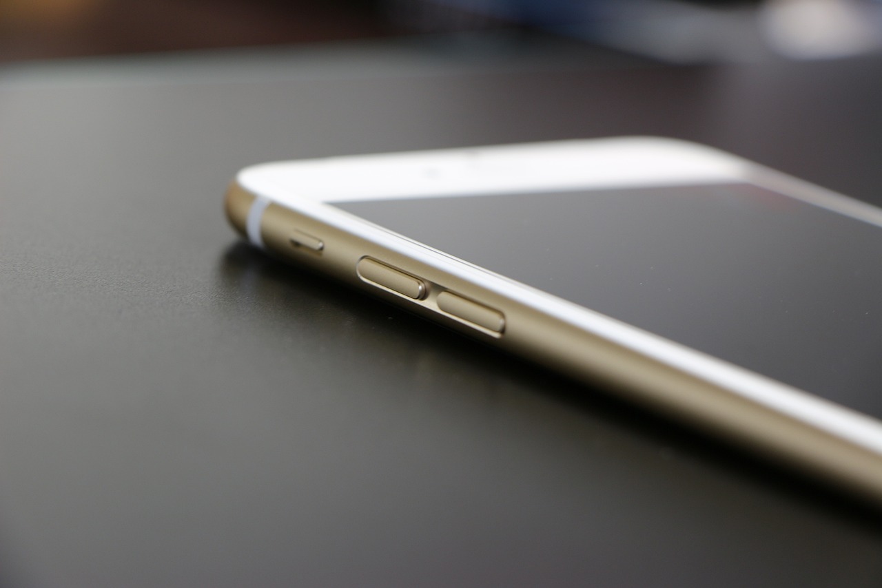 探索最新iPhone 6S电池续航奥秘，持久力大揭秘