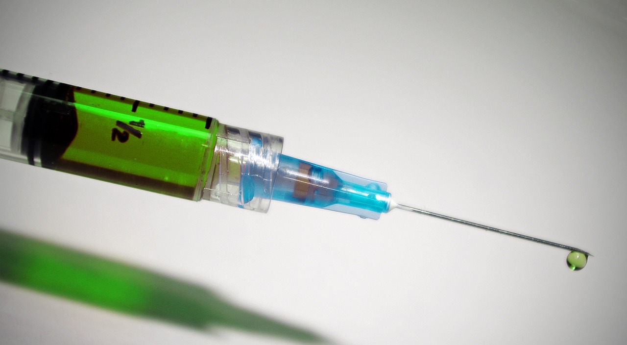 加拿大最新疫苗接种启动，迈向更健康未来