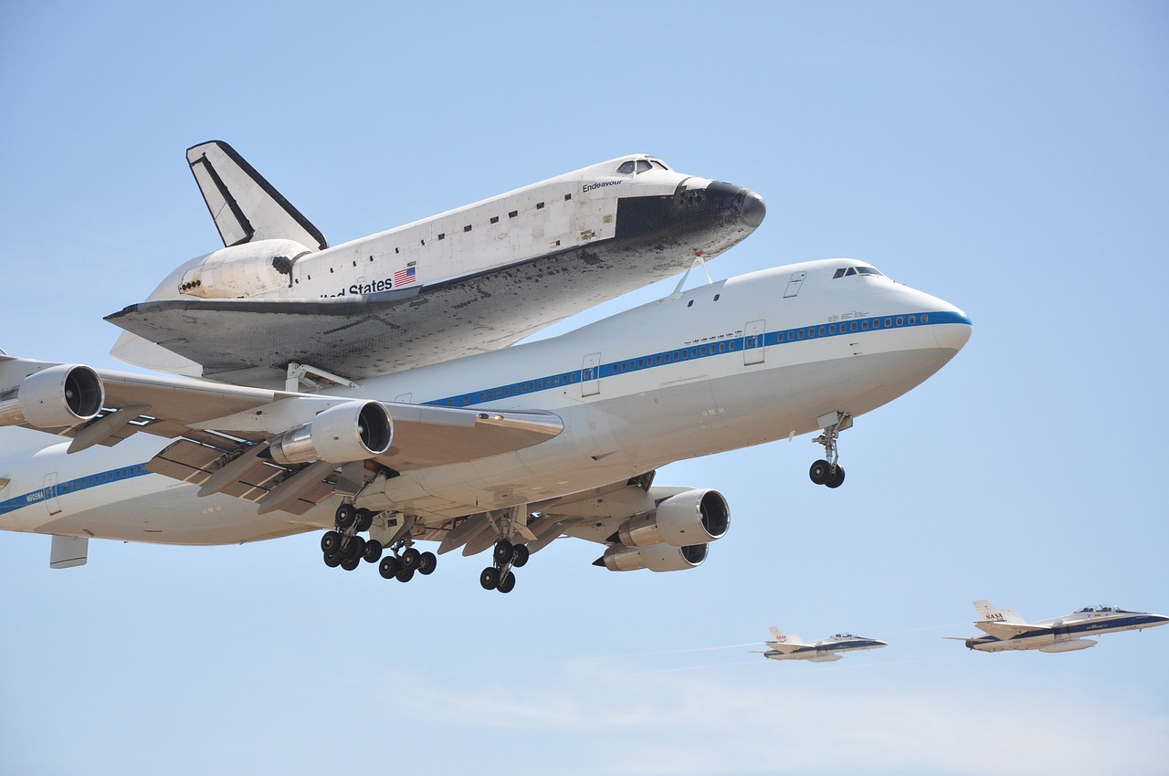 探索现代化航空枢纽奇迹，最新机场建成纪实