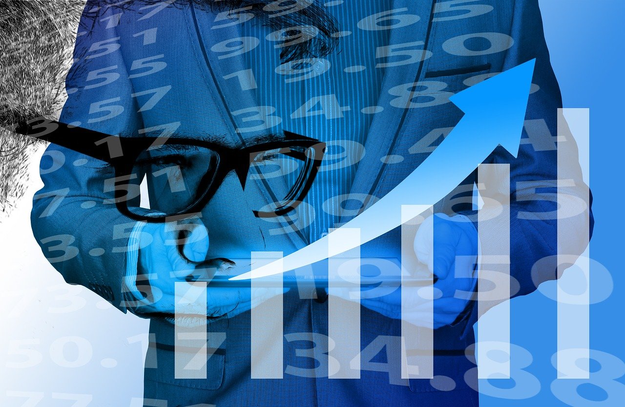 蚂蚁金服引领金融科技新潮流，持续推动数字化转型的最新报道分析