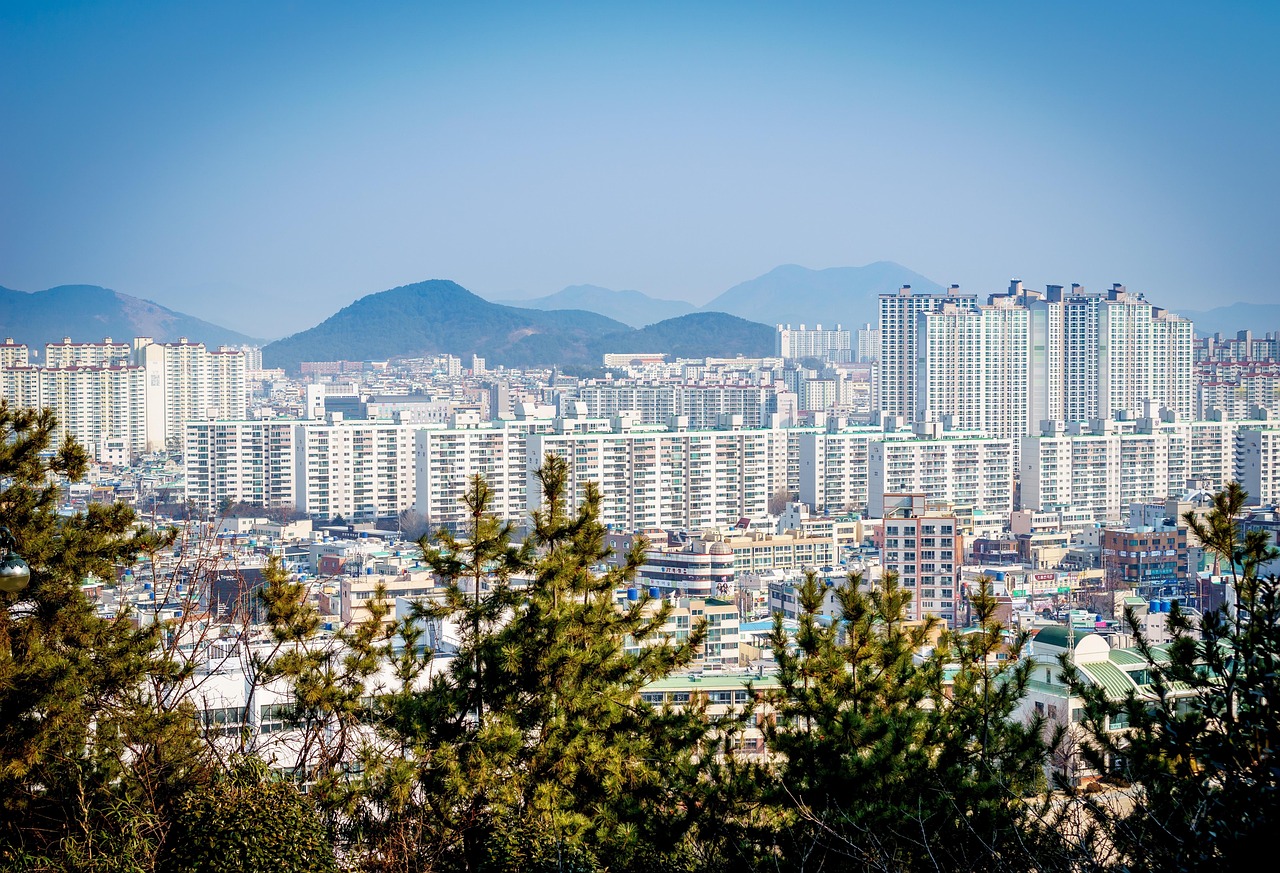 探索未来居住美学的现代二层半别墅设计效果图（XXXX年）